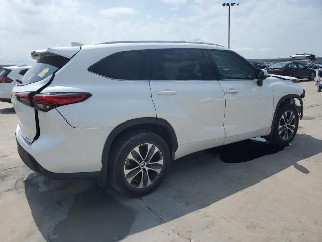 2020 Toyota Highlander XLE