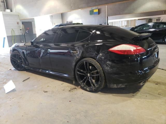 2011 Porsche Panamera 2