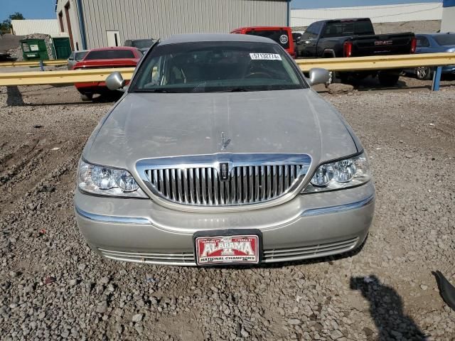 2008 Lincoln Town Car Signature Limited