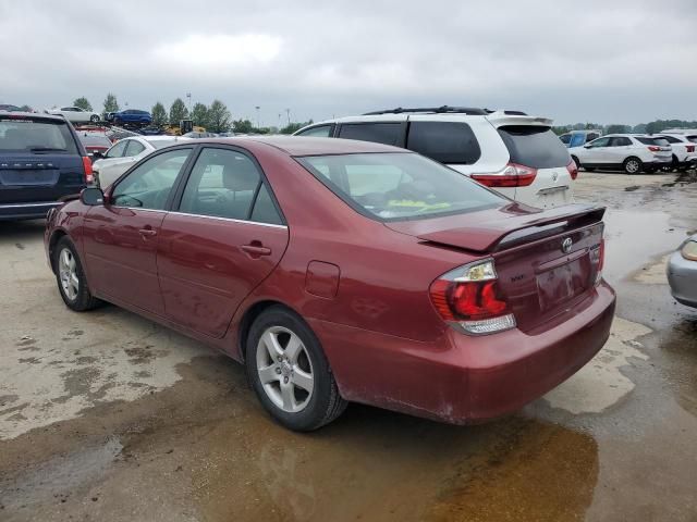 2005 Toyota Camry LE