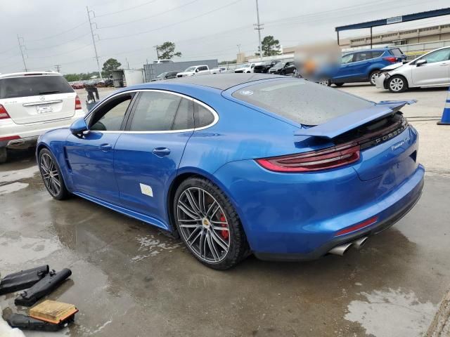 2017 Porsche Panamera Turbo