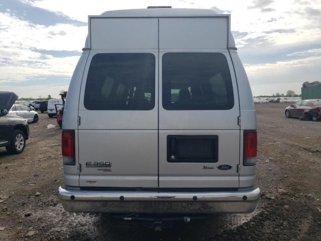 2013 Ford Econoline E350 Super Duty Van