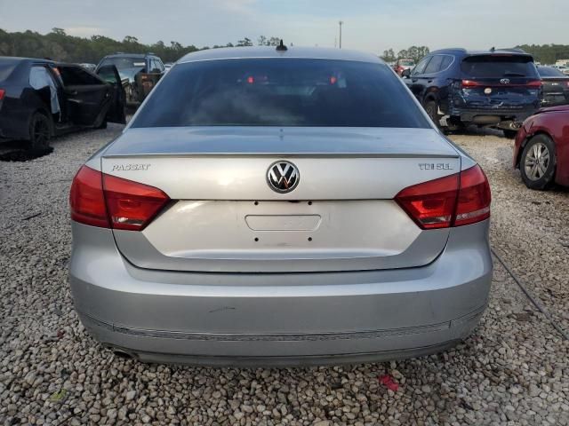 2013 Volkswagen Passat SEL