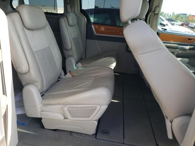 2008 Chrysler Town & Country Limited