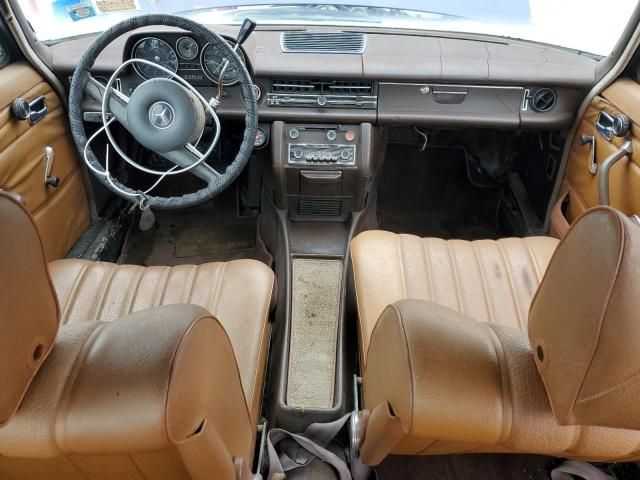 1970 Mercedes-Benz 220