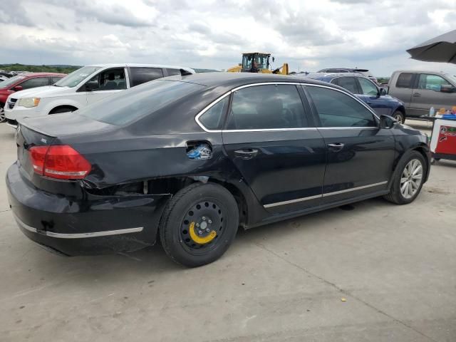 2012 Volkswagen Passat SEL