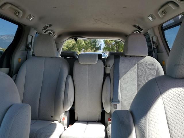 2012 Toyota Sienna LE