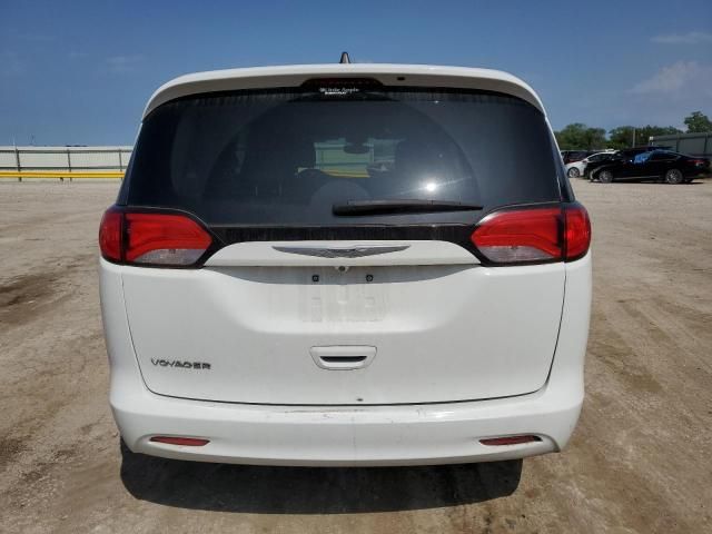 2021 Chrysler Voyager LXI