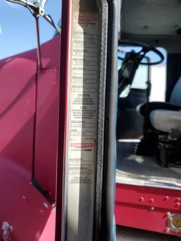 1998 Kenworth Construction T800