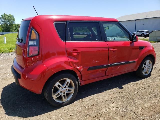 2011 KIA Soul +