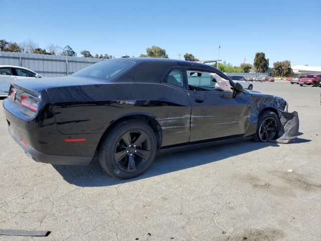 2017 Dodge Challenger SXT