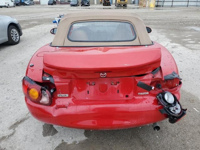 2000 Mazda MX-5 Miata Base