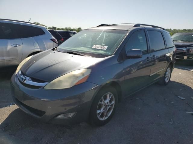 2006 Toyota Sienna XLE