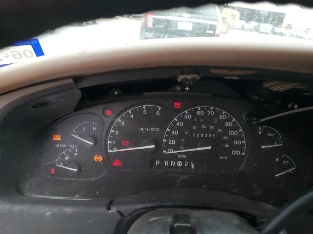 2000 Ford Explorer XLS