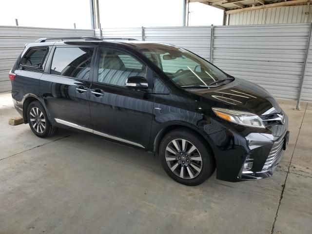 2019 Toyota Sienna XLE