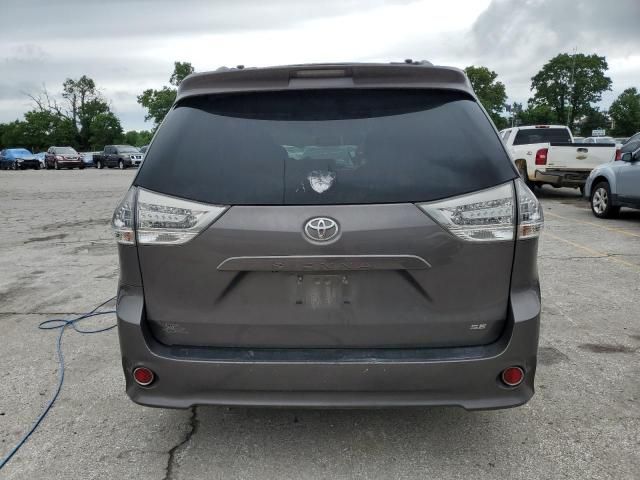 2012 Toyota Sienna Sport