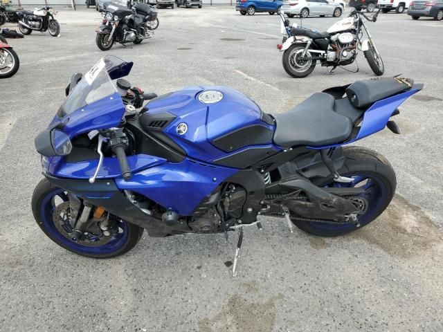 2023 Yamaha YZFR1