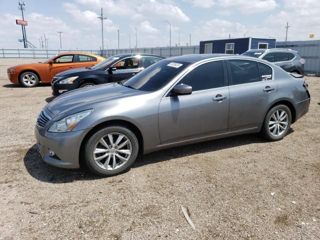 2013 Infiniti G37