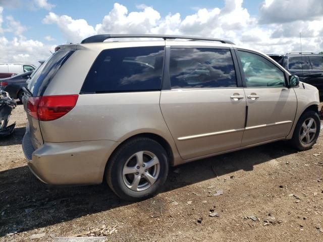 2004 Toyota Sienna CE