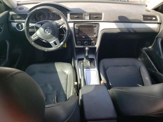 2012 Volkswagen Passat SE