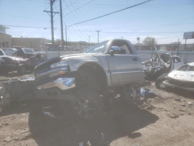 2000 Chevrolet Silverado C1500