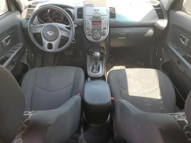 2011 KIA Soul +