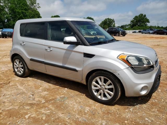 2013 KIA Soul +