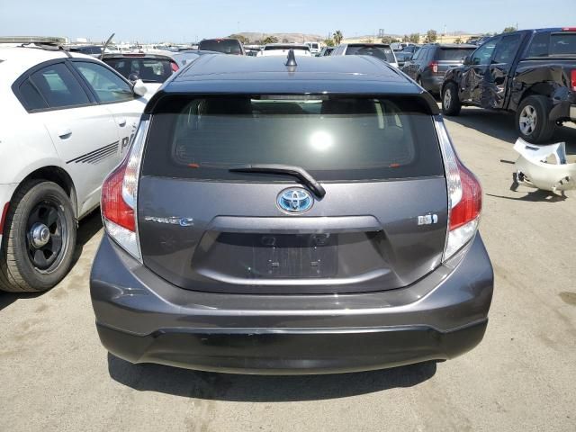 2017 Toyota Prius C