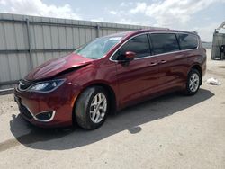 Salvage cars for sale from Copart Kansas City, KS: 2017 Chrysler Pacifica Touring L