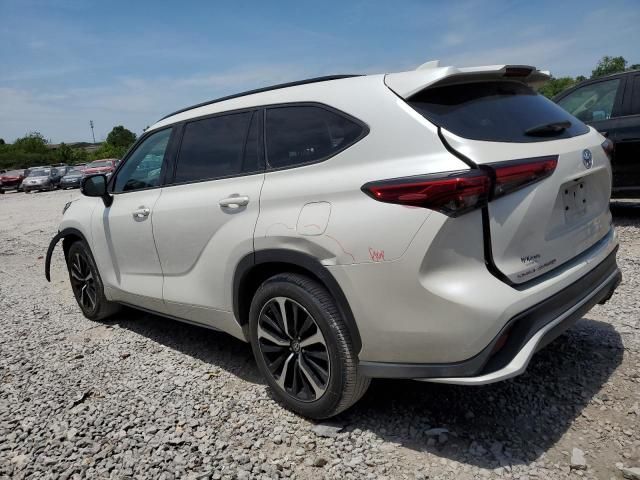 2021 Toyota Highlander XSE