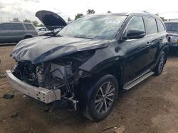 Salvage cars for sale from Copart Elgin, IL: 2019 Toyota Highlander SE