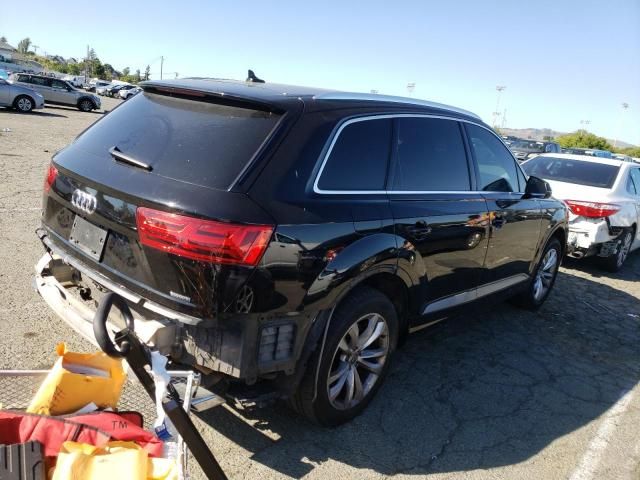 2017 Audi Q7 Premium