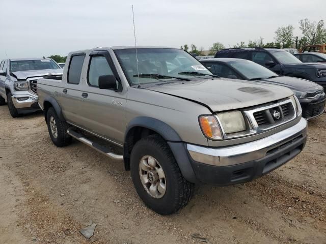 2000 Nissan Frontier Crew Cab XE