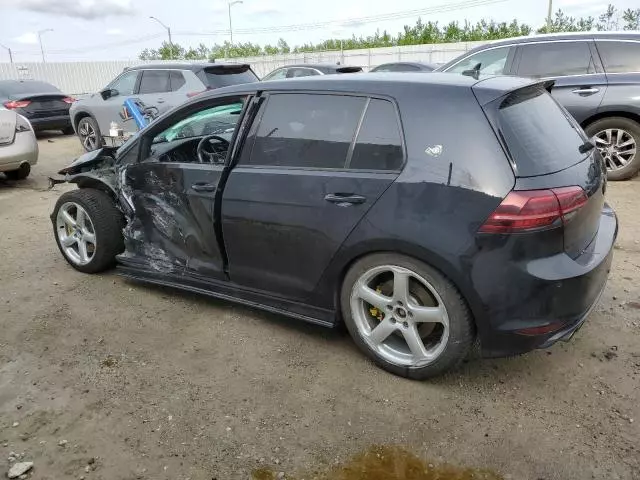 2016 Volkswagen Golf R