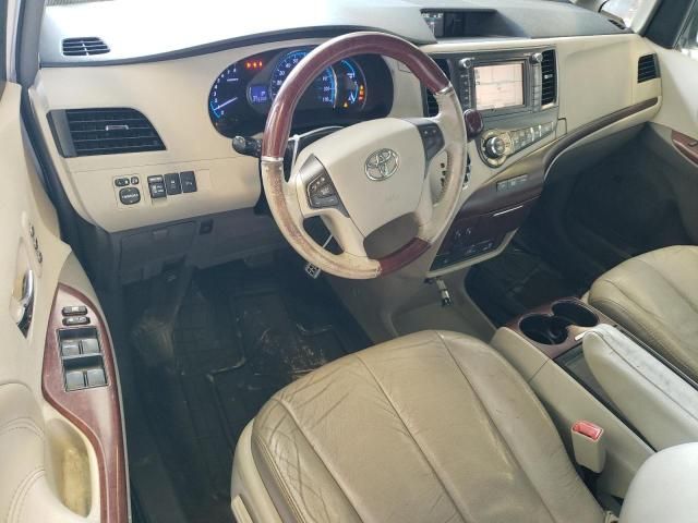 2012 Toyota Sienna XLE