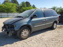 Salvage cars for sale at auction: 2005 Chrysler Town & Country