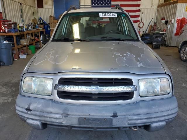 2000 Chevrolet Tracker