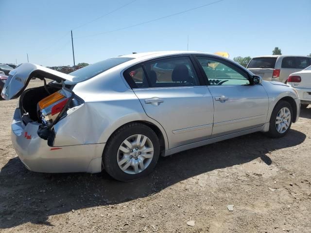 2010 Nissan Altima Base