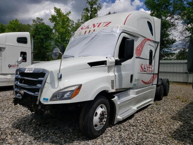 2021 Freightliner Cascadia 126