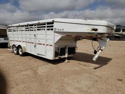 Salvage trucks for sale at Amarillo, TX auction: 2007 Circ Horse Trailer