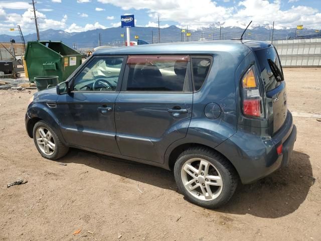 2011 KIA Soul +