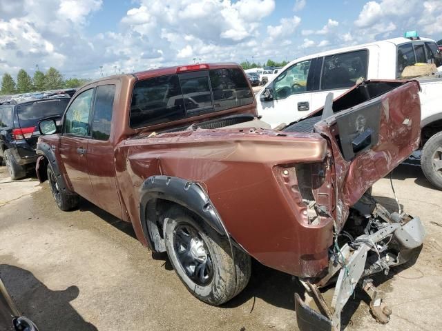 2004 Nissan Titan XE