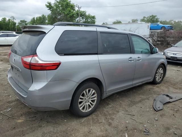 2015 Toyota Sienna XLE