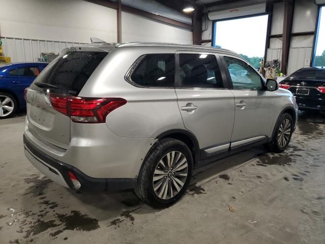 2020 Mitsubishi Outlander SE