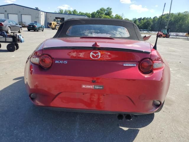 2021 Mazda MX-5 Miata Club