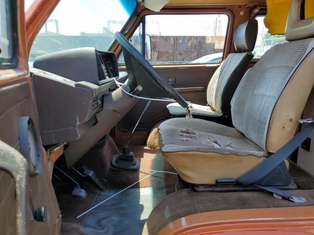 1982 Volkswagen Vanagon Campmobile