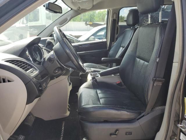 2012 Chrysler Town & Country Touring