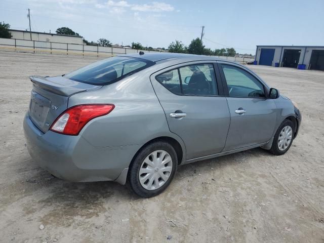 2013 Nissan Versa S