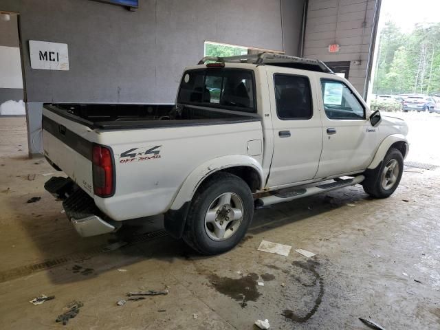 2000 Nissan Frontier Crew Cab XE