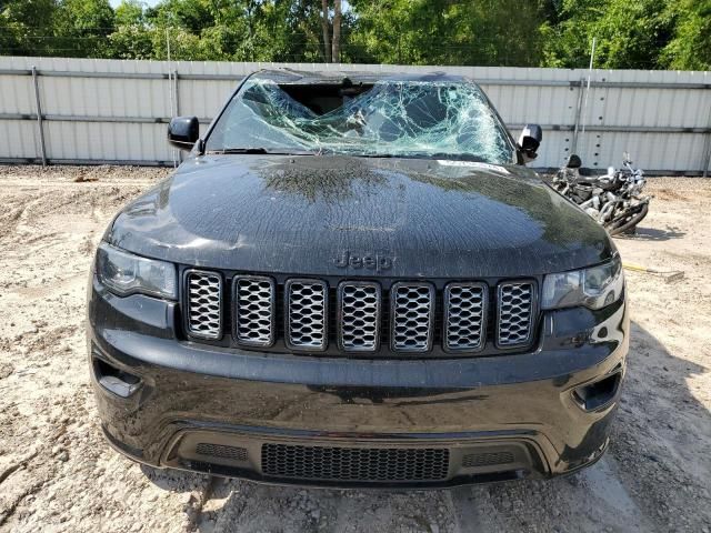 2020 Jeep Grand Cherokee Laredo